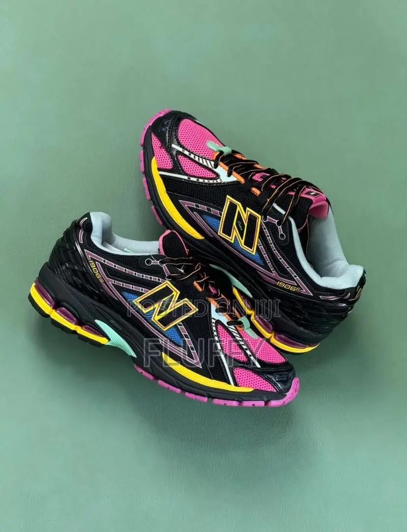 Brand New Stylish Sneakers for Men and Women