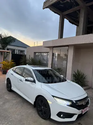 Honda Civic Touring 4dr Sedan (1.5L 4cyl) 2017 White