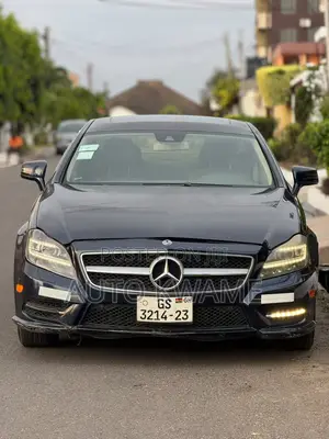 Mercedes-Benz CLS 550 Coupe 2013 Blue