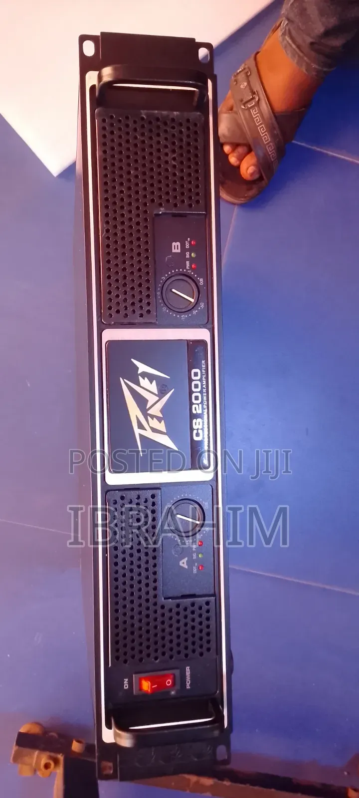 Peavy CS2000 Amplifier
