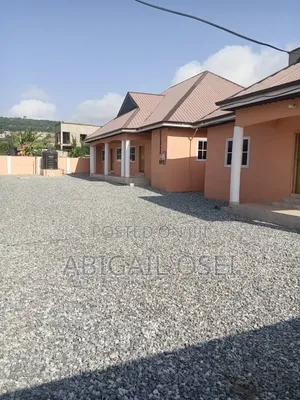 2bdrm Townhouse / Terrace in Abokobi, Accra Metropolitan for rent