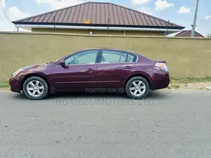 Nissan Altima 2.5 2012 Red