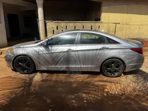 Hyundai Sonata Limited 2.0T Sedan (2.0L 4cyl 6A) 2013 Silver