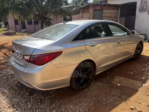Hyundai Sonata Limited 2.0T Sedan (2.0L 4cyl 6A) 2013 Silver