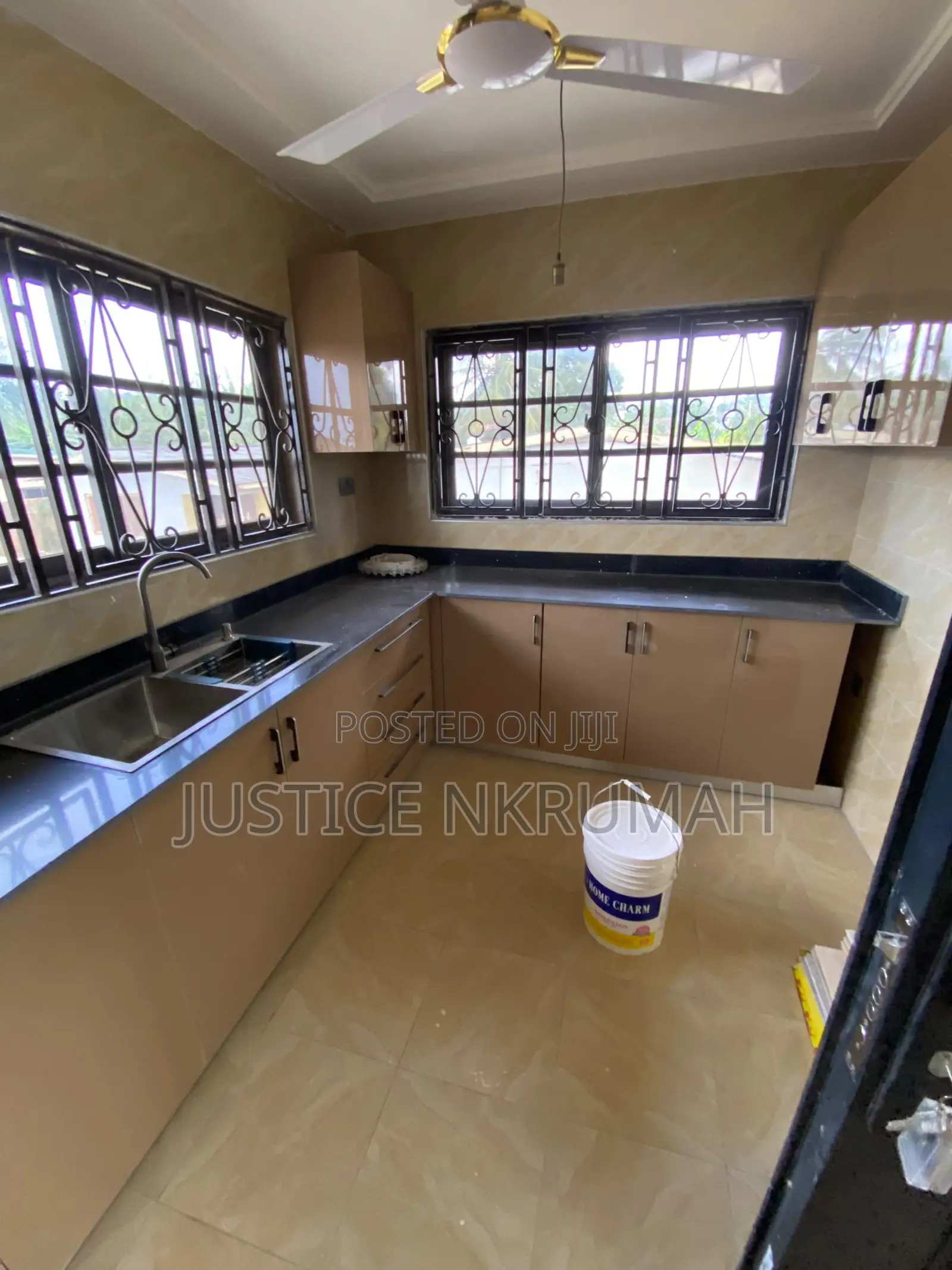 3bdrm Apartment in Mr Justice Estate, Awoshie for rent