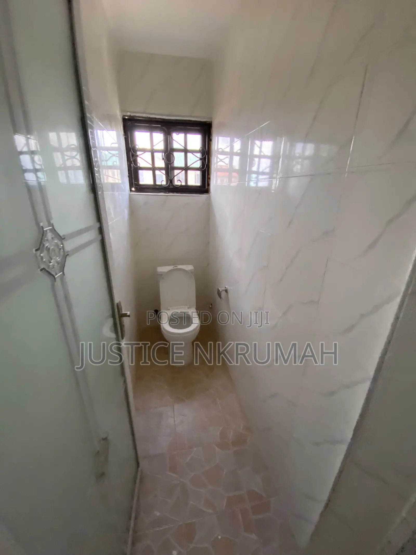 3bdrm Apartment in Mr Justice Estate, Awoshie for rent