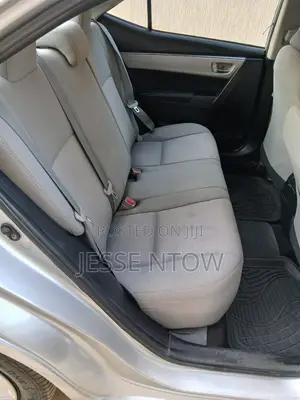 Toyota Corolla 2016 Silver