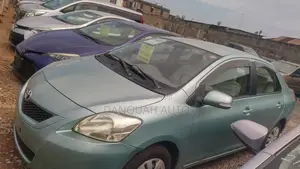 Toyota Belta 2010 Green