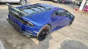 Lamborghini Huracan 2015 Blue