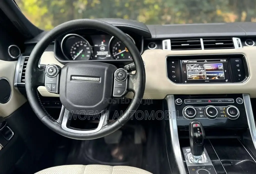 Land Rover Range Rover Sport HSE 4x4 (3.0L 6cyl 8A) 2017 Black
