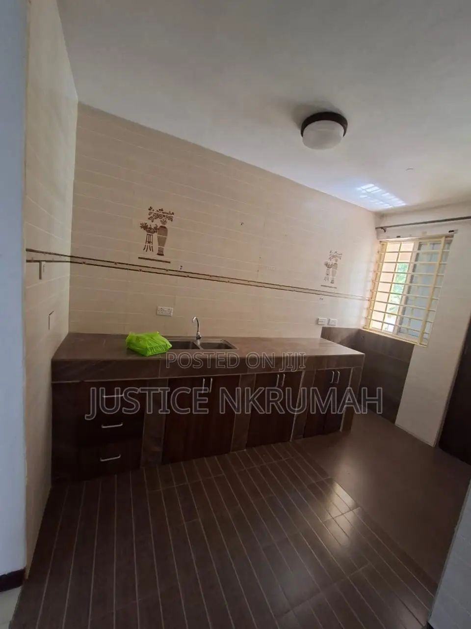 3bdrm Apartment in Mr Justice Estate, Dome for rent