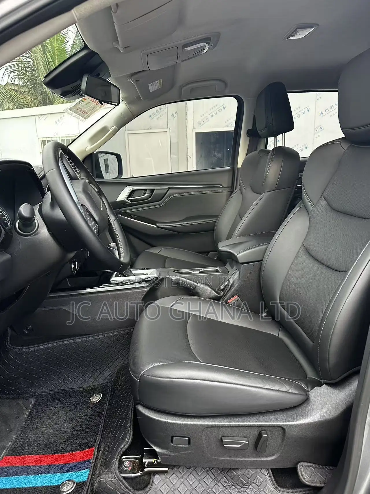 Isuzu D-MAX 2022 Gray