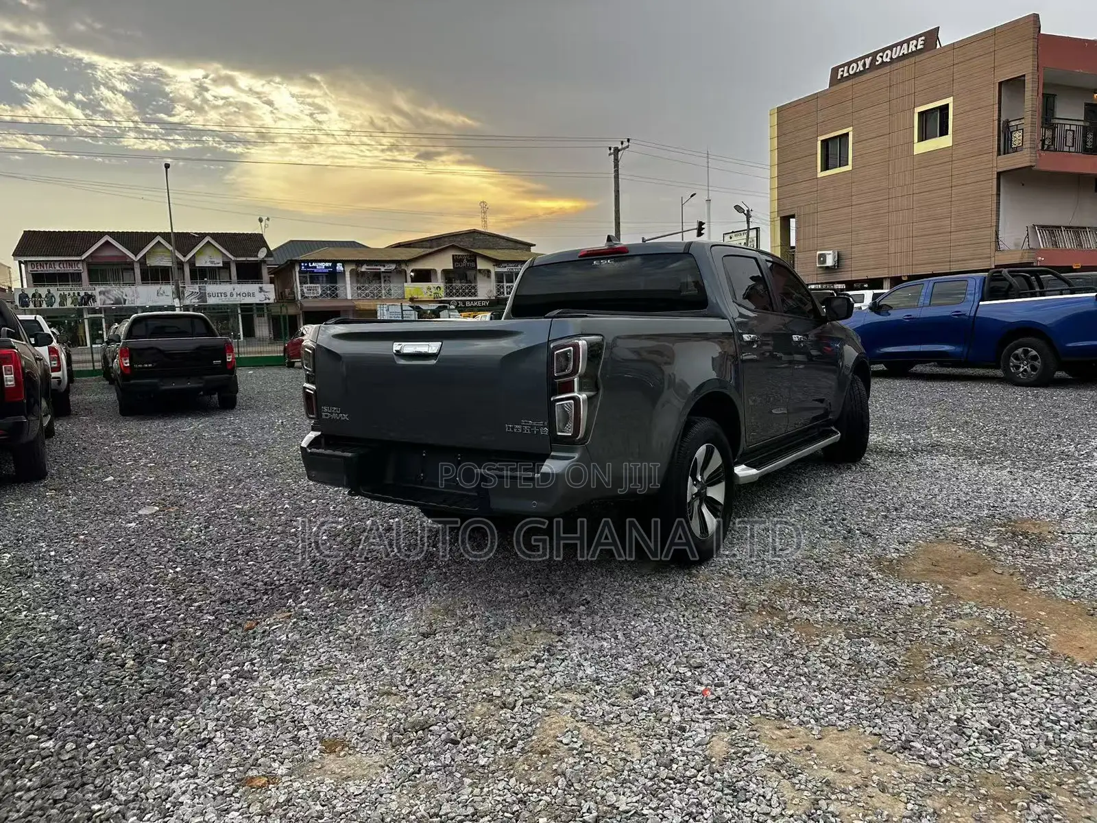 Isuzu D-MAX 2022 Gray