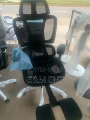 Massaging Swivel Chair
