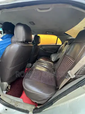 Toyota Corolla 2012 Silver