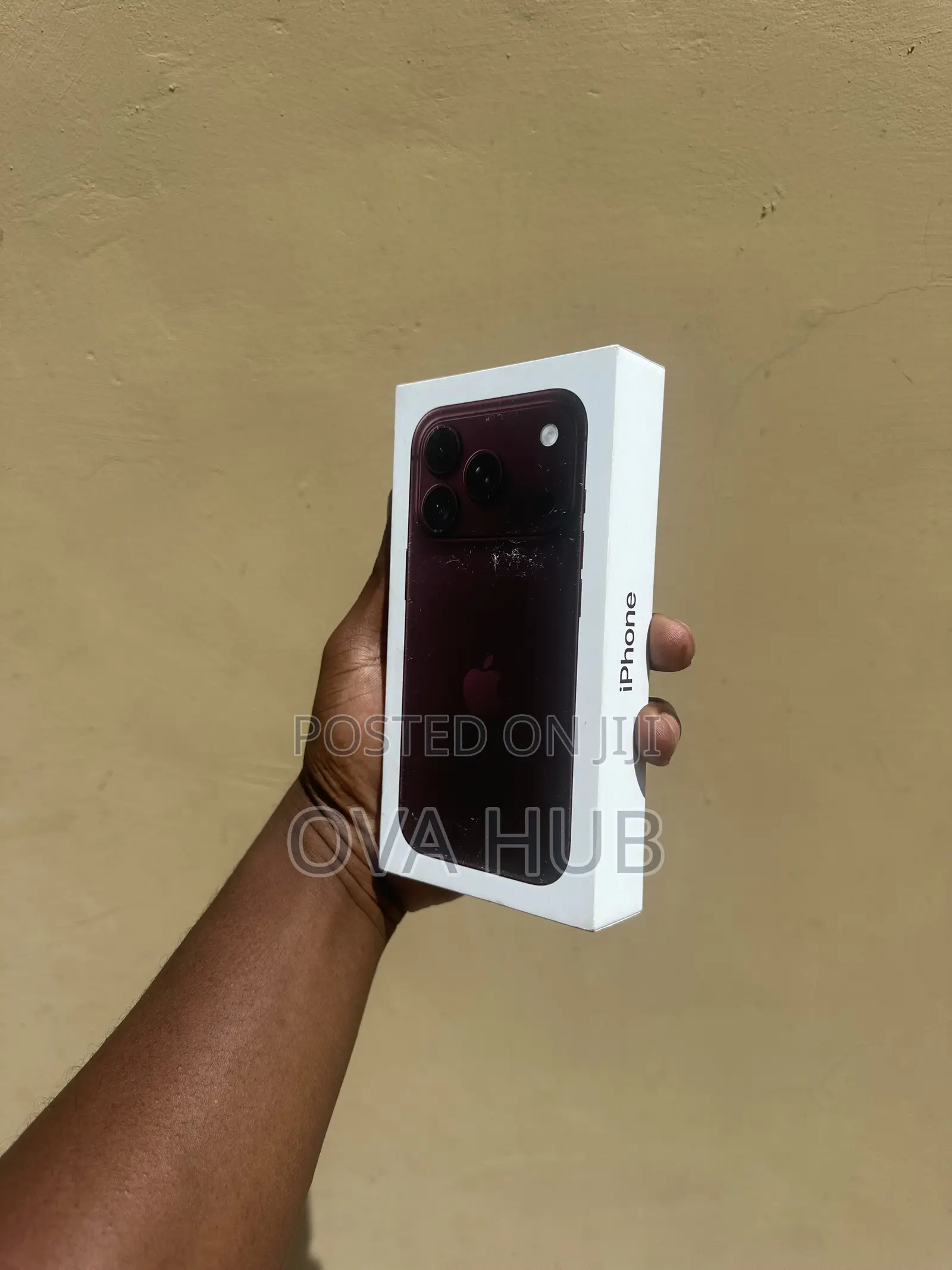 New Apple iPhone 18 Pro 256 GB Red
