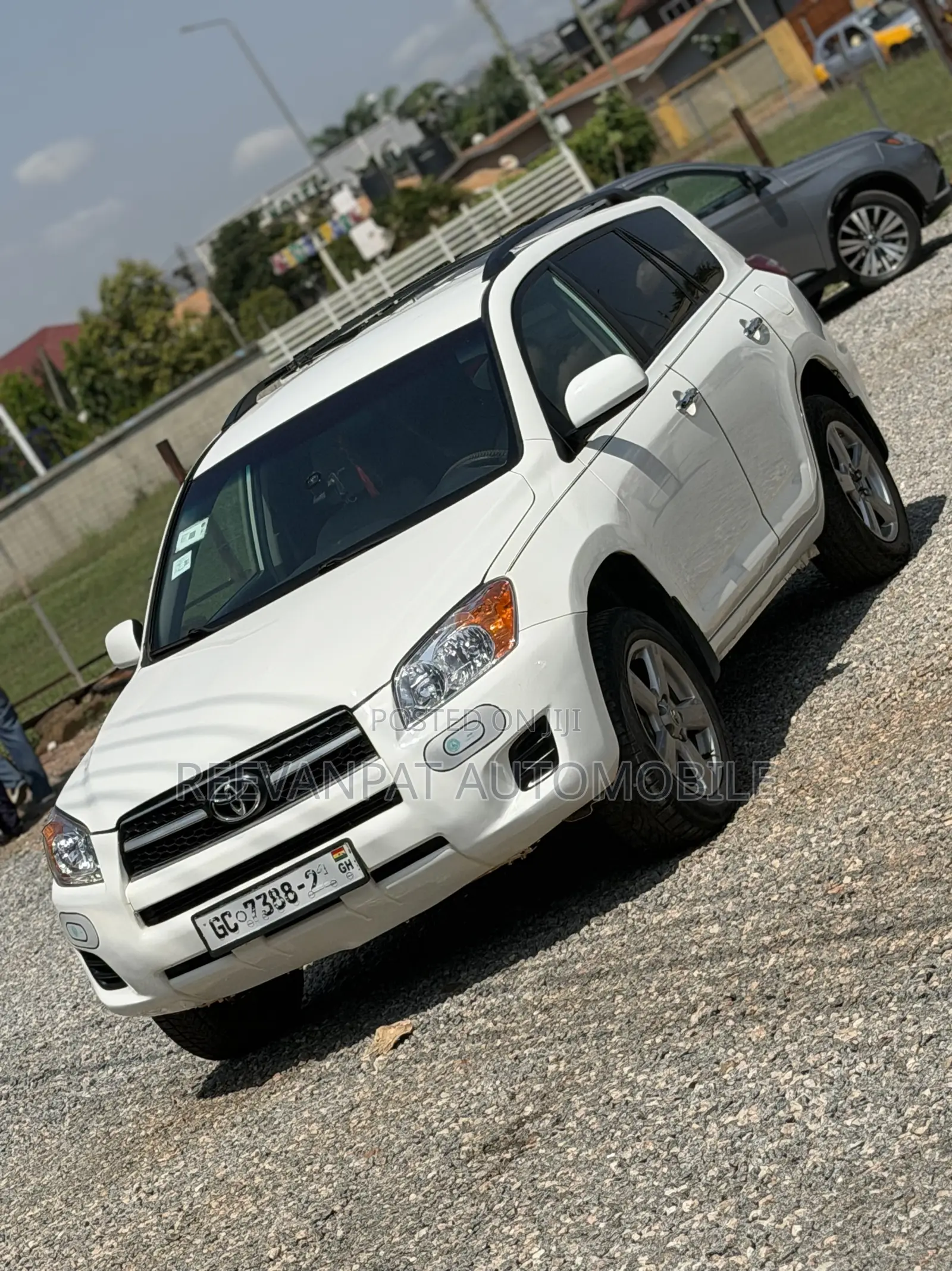 Toyota RAV4 2012 White