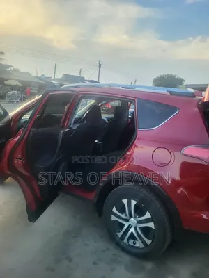 Toyota RAV4 2016 Red