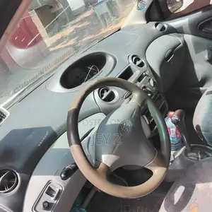 Toyota Echo Coupe 2000