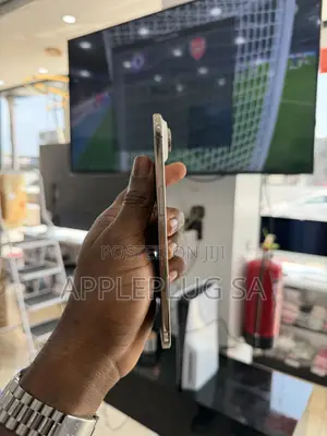 Apple iPhone Air 256 GB Gold