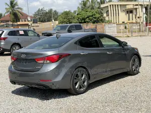 Hyundai Elantra 2015 Silver
