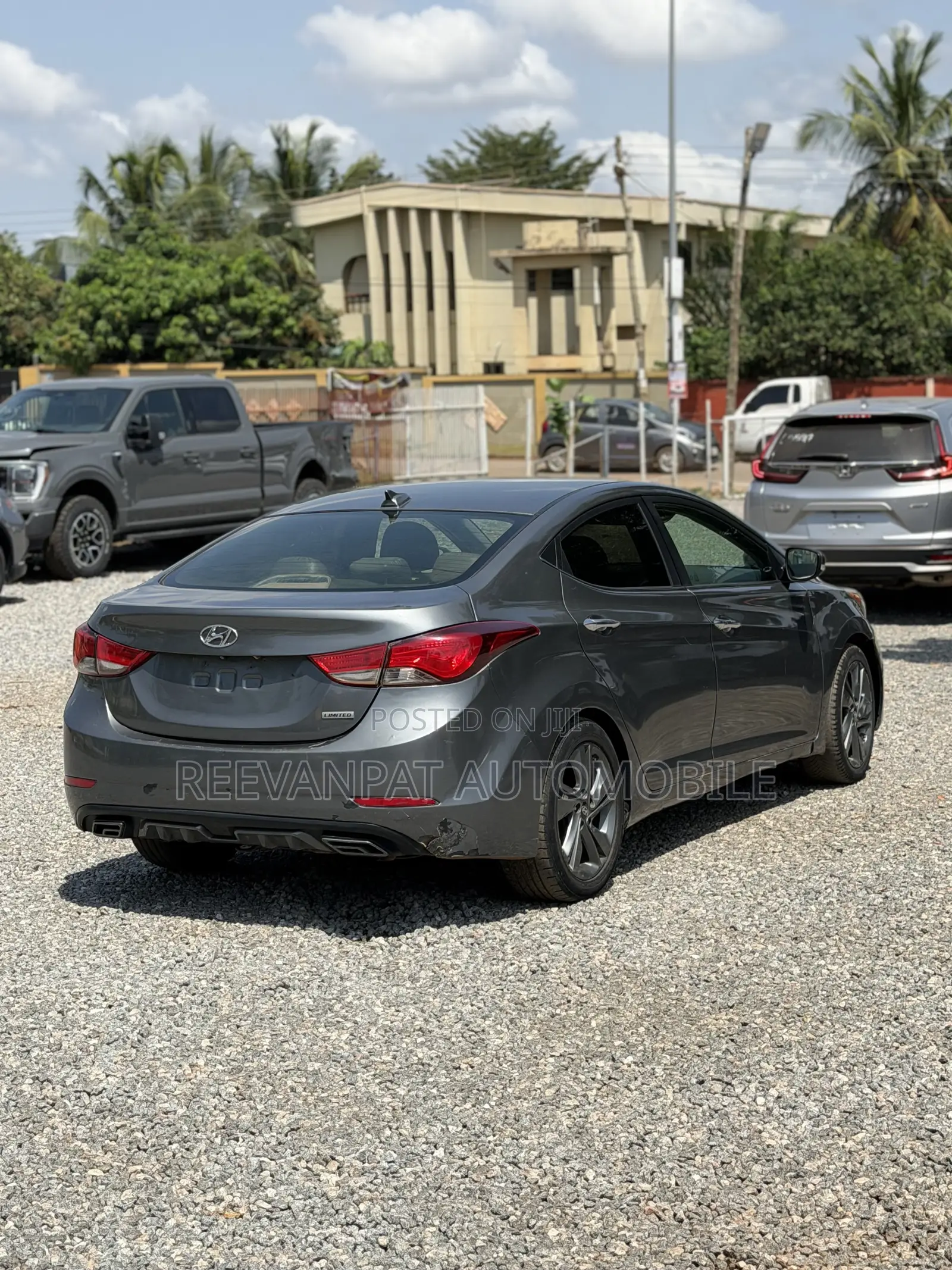 Hyundai Elantra 2015 Silver