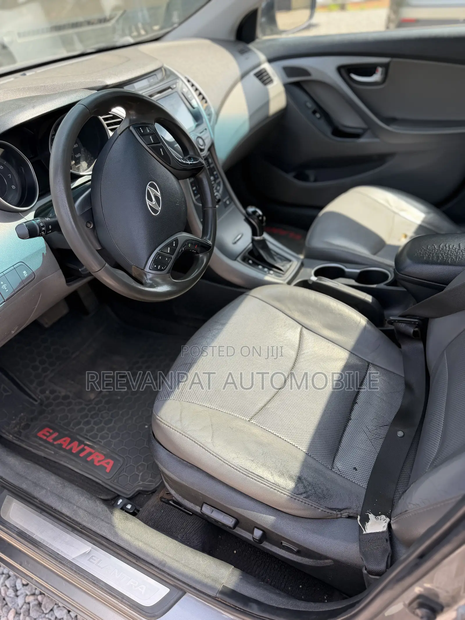 Hyundai Elantra 2015 Silver