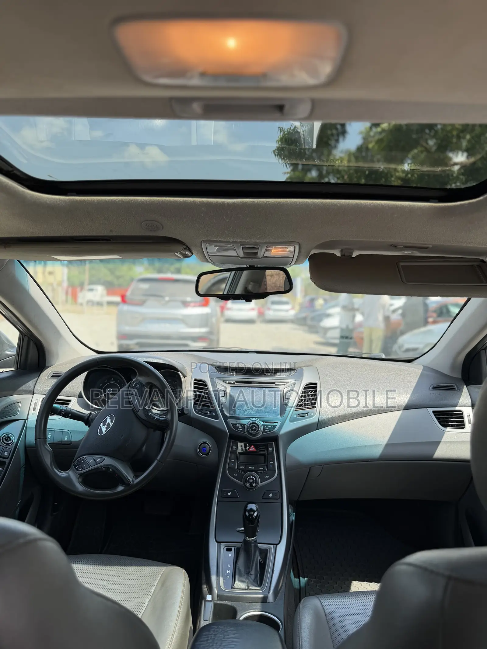 Hyundai Elantra 2015 Silver