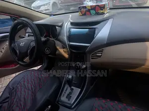Hyundai Elantra 2013 Red