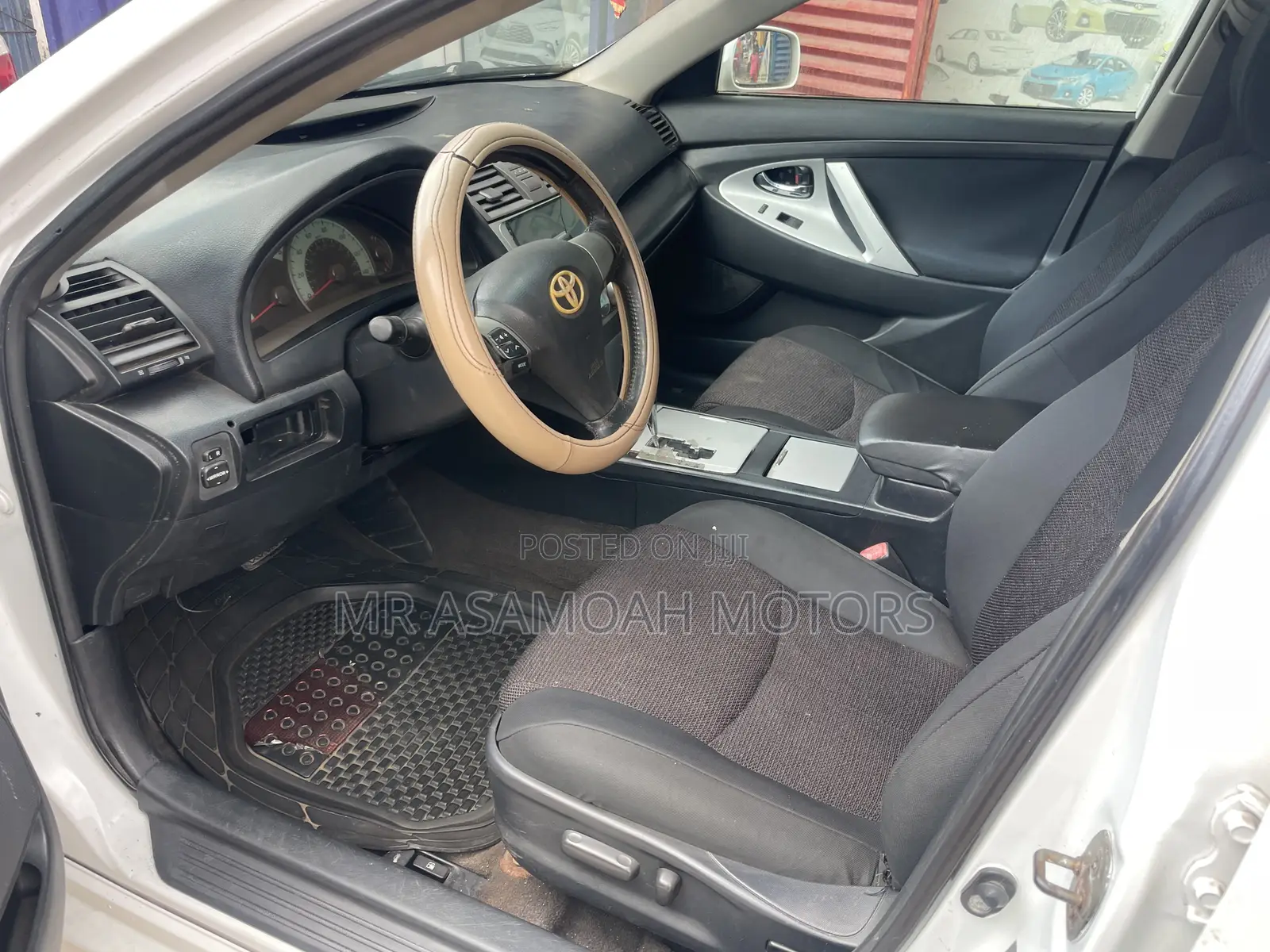 Toyota Camry LE 4dr Sedan (2.5L 4cyl 6AM) 2010 White