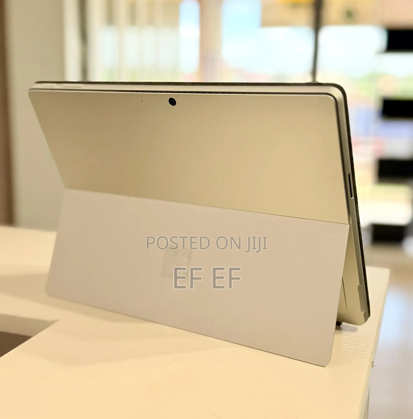 New Laptop Microsoft Surface Pro 9 16GB Intel Core i5 SSD 256GB