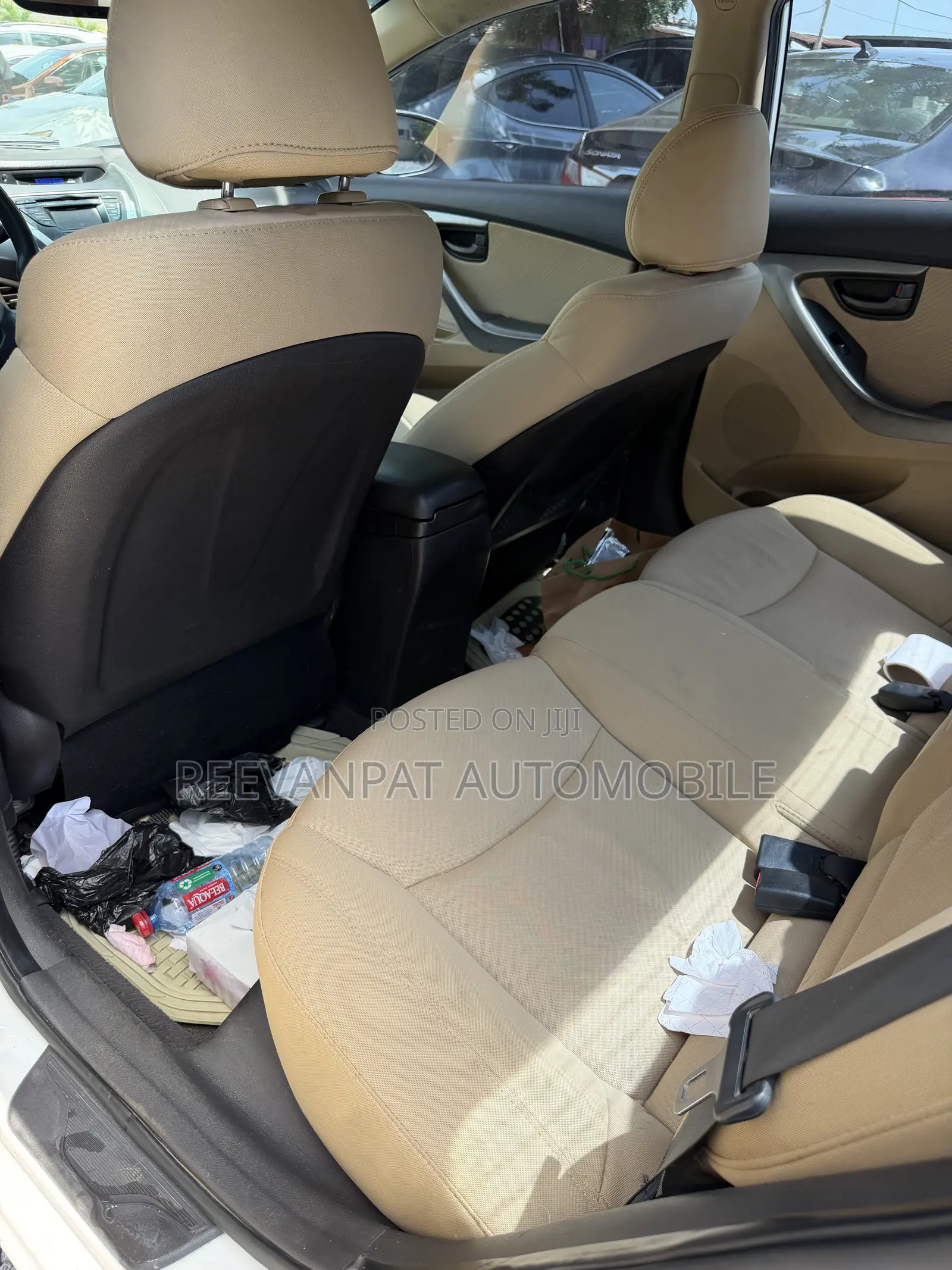 Hyundai Elantra 2012 White