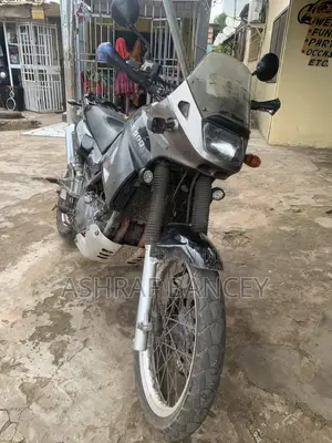 Kawasaki 2000 Black
