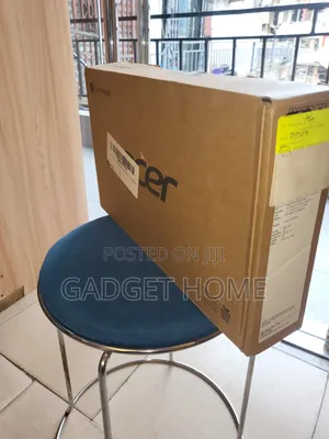 New Laptop Acer Aspire 3 4GB AMD SSD 32GB