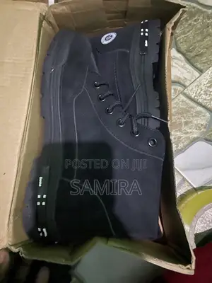 Shoe Size 41-43