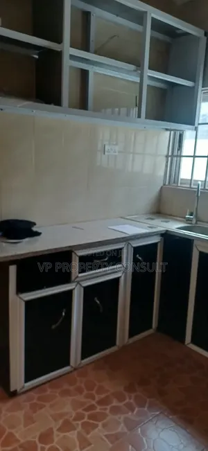 3bdrm House in Ola Achool Area for rent