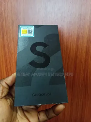 New Samsung Galaxy S22 5G 256 GB Black