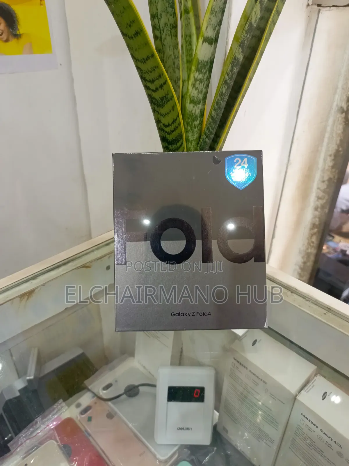 New Samsung Galaxy Z Fold4 256 GB Gray