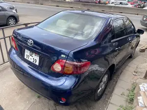 Toyota Corolla LE 4dr Sedan (1.8L 4cyl 4A) 2010 Blue