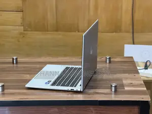Laptop HP EliteBook 840 G9 8GB Intel Core i5 SSD 256GB