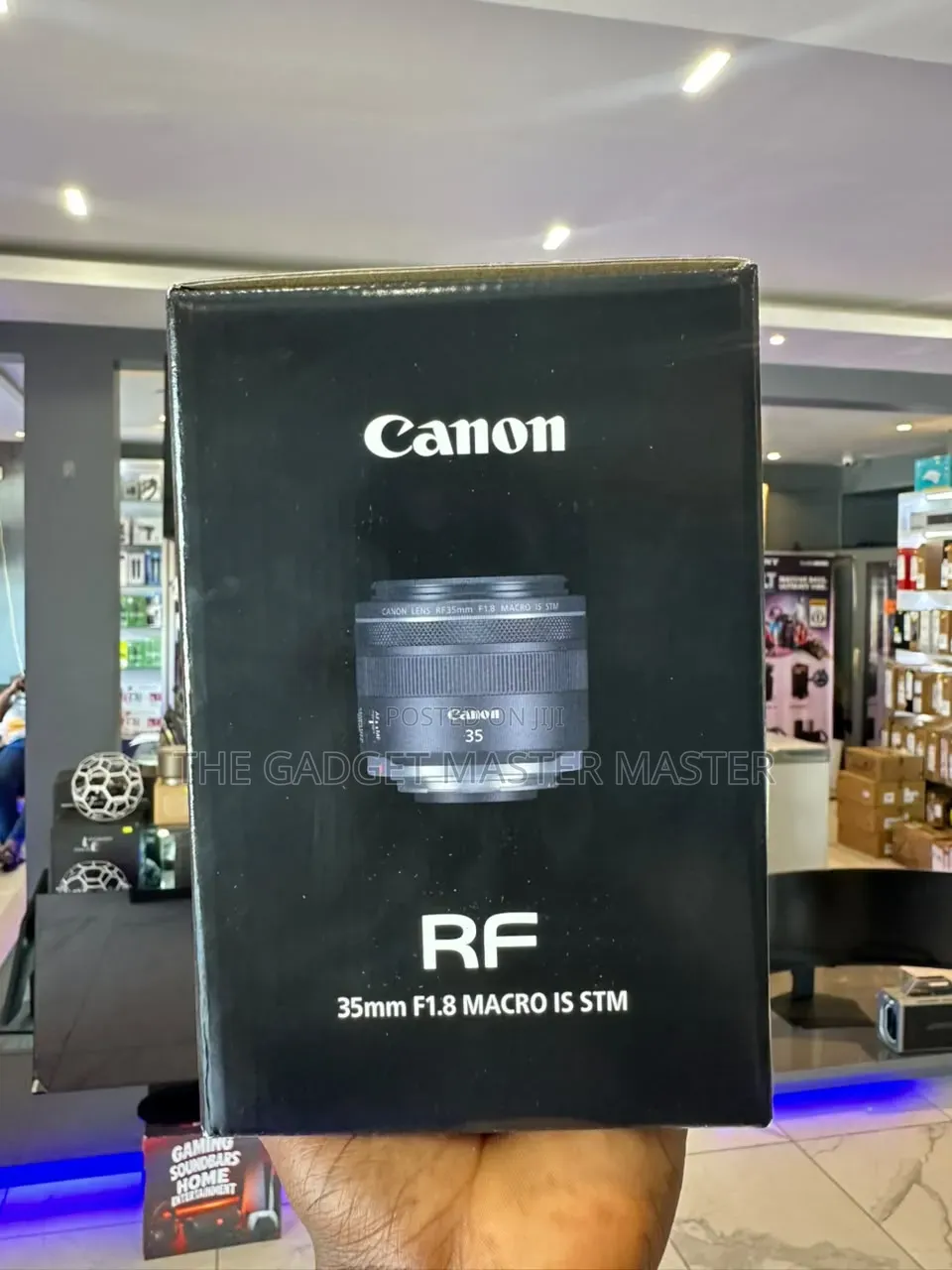 Canon RF 35mm F/1.8 Macro IS STM Lens