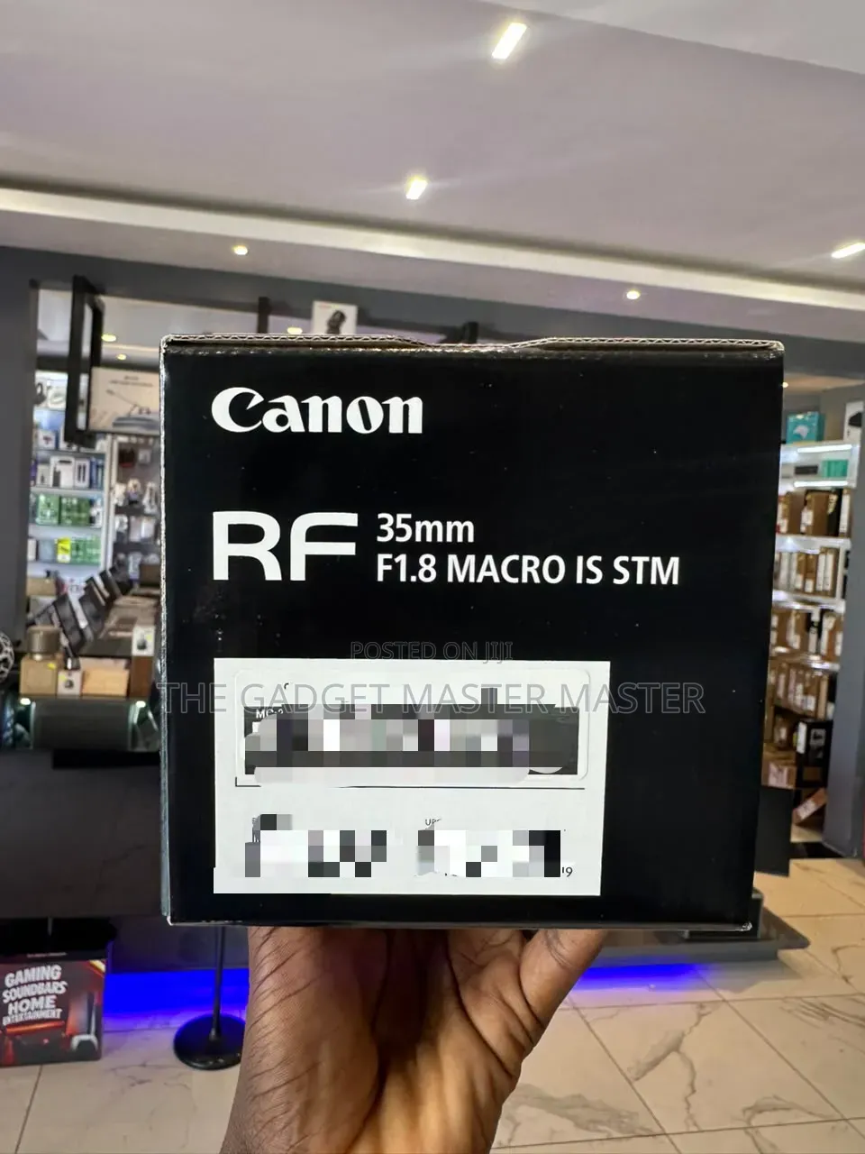 Canon RF 35mm F/1.8 Macro IS STM Lens