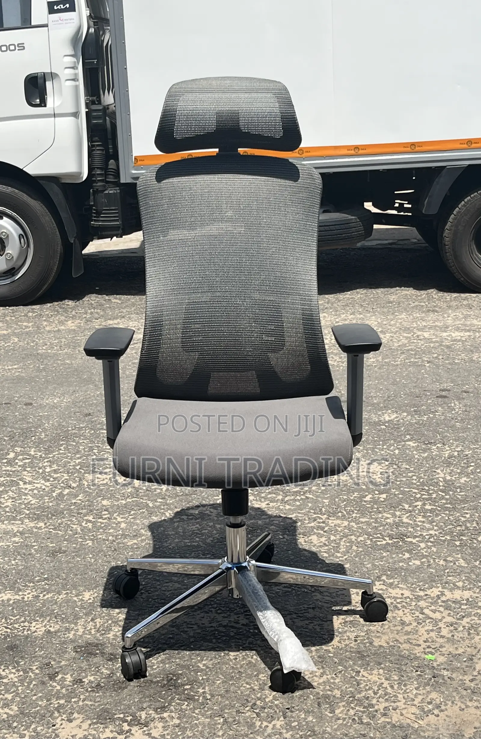 Modern Ergonomic Task Chair
