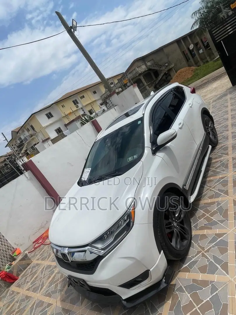 Honda CR-V Touring AWD 2019 White