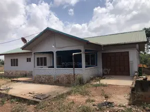 4bdrm House in Legon Club House, Oyibi for sale
