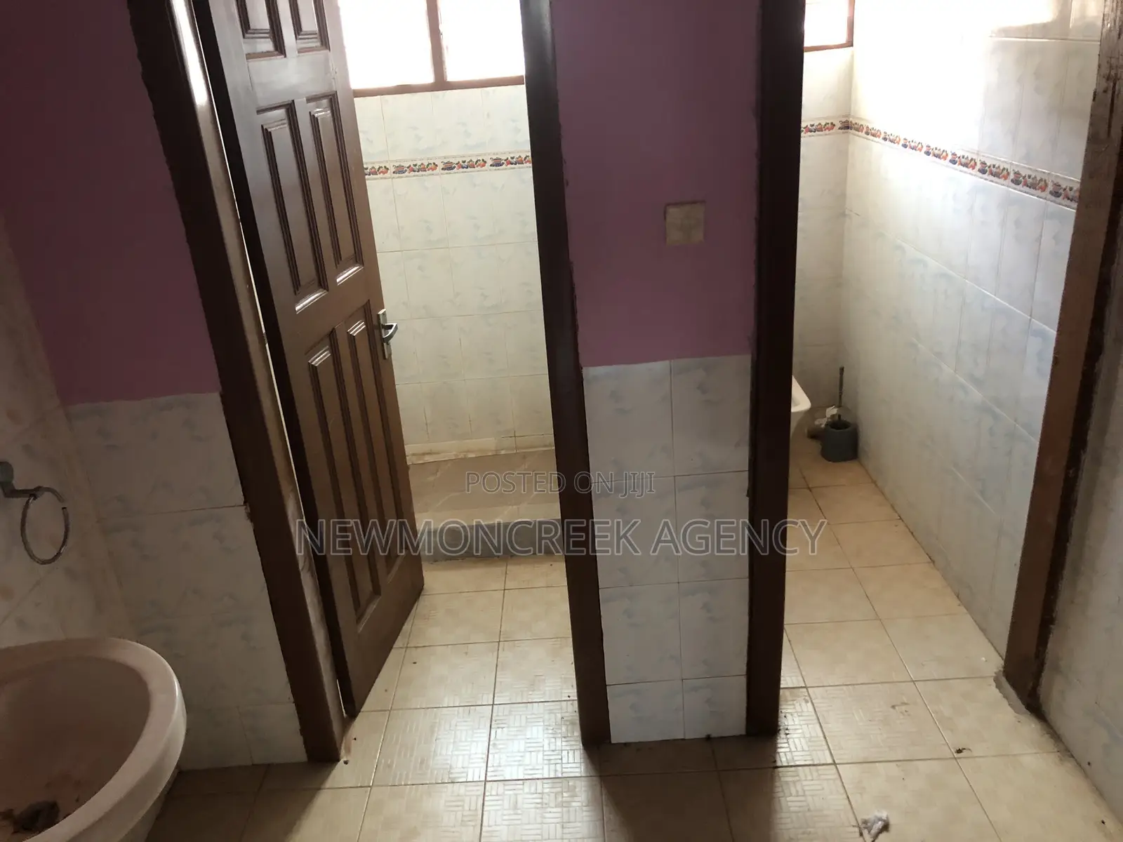 4bdrm House in Legon Club House, Oyibi for sale