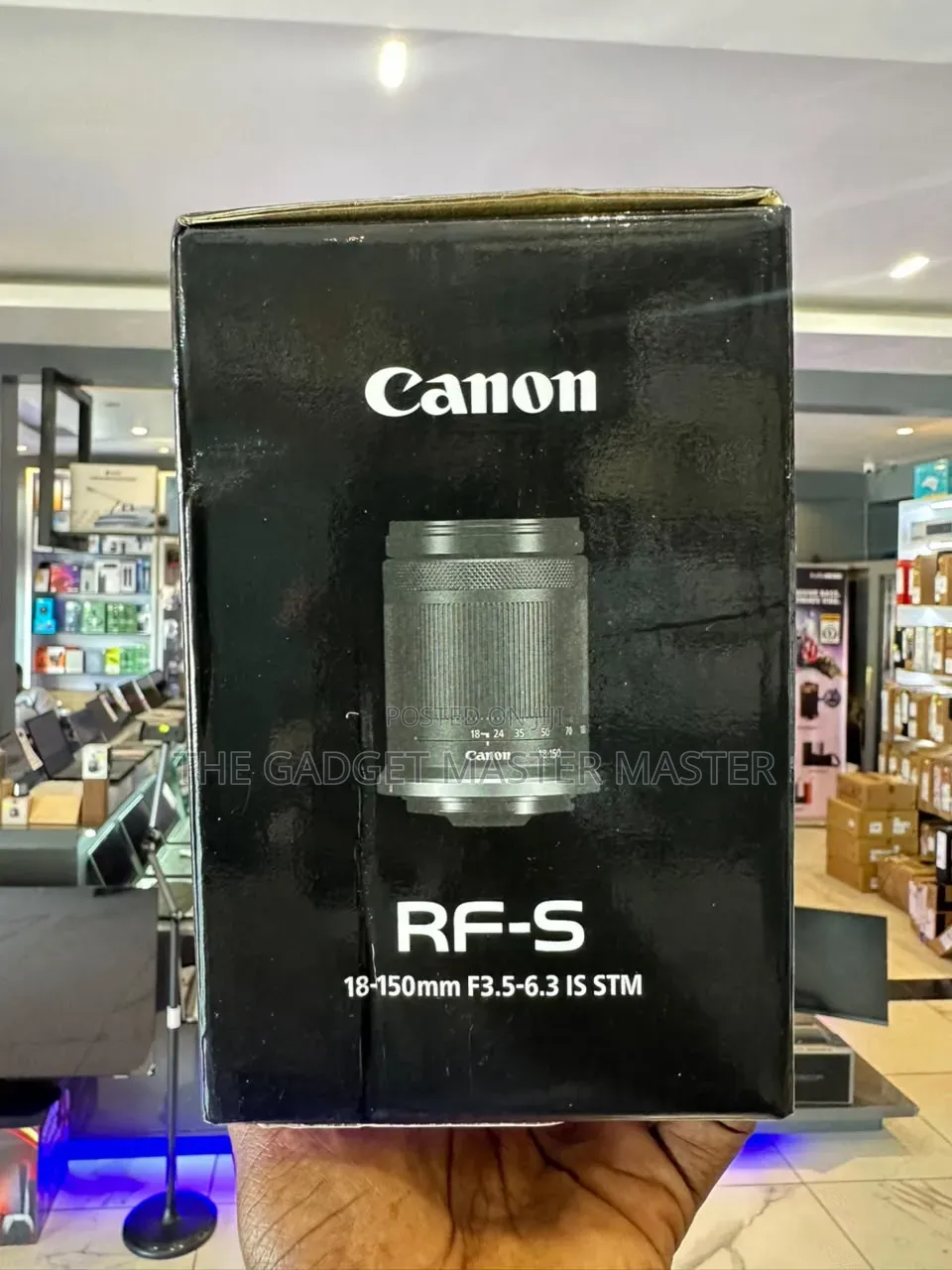 Canon Rf-S 18-150mm F/3.5-6.3 Is STM Lens