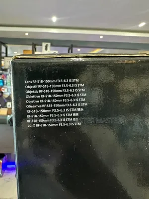 Canon Rf-S 18-150mm F/3.5-6.3 Is STM Lens