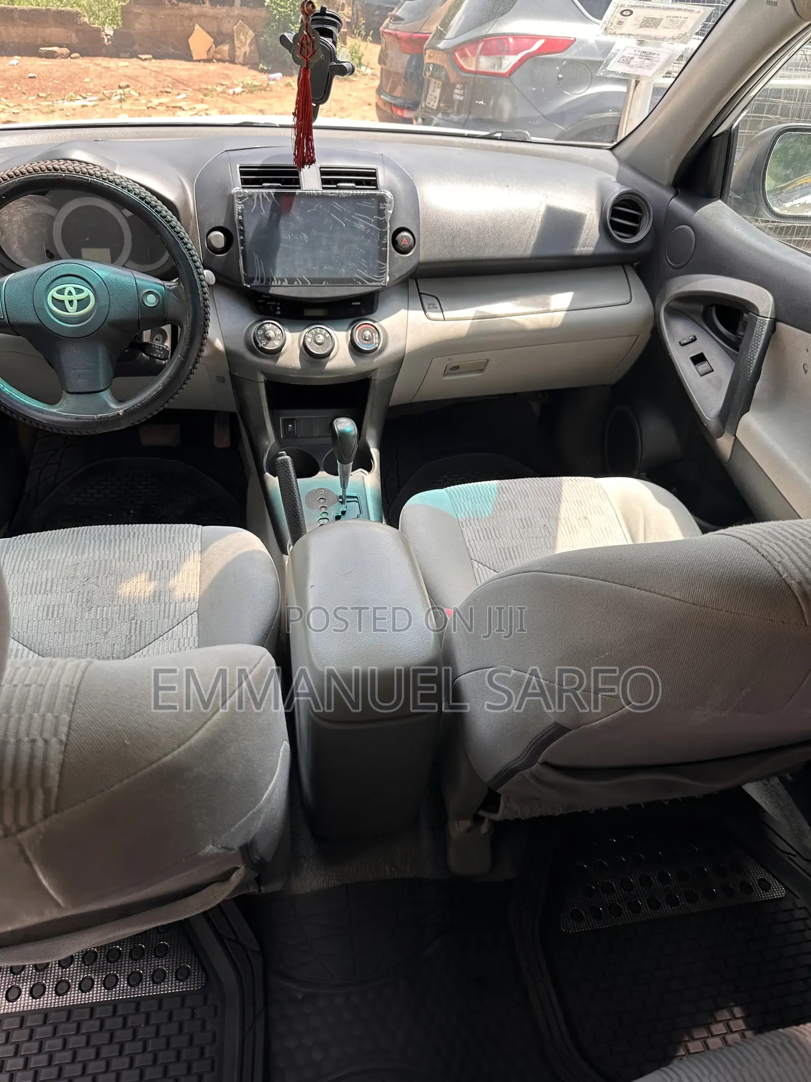 Toyota RAV4 LE AWD (2.5L 4cyl 6A) 2013 White