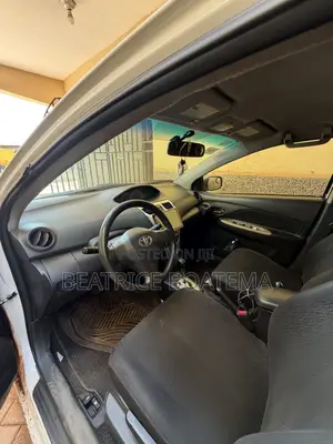 Toyota Yaris 2008 White